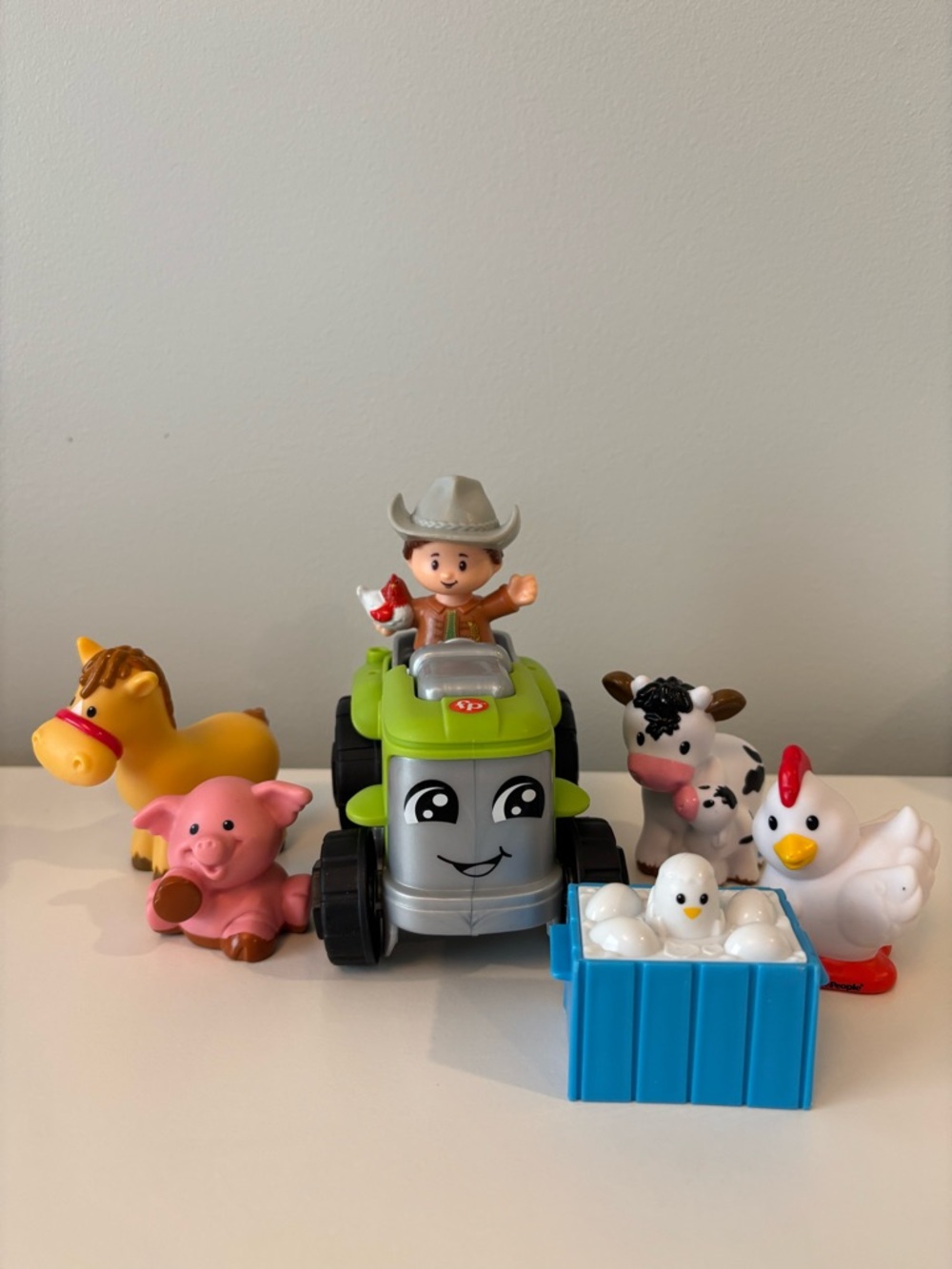 Little People- Farm Playset Toy Tractor with Animals & Farmer